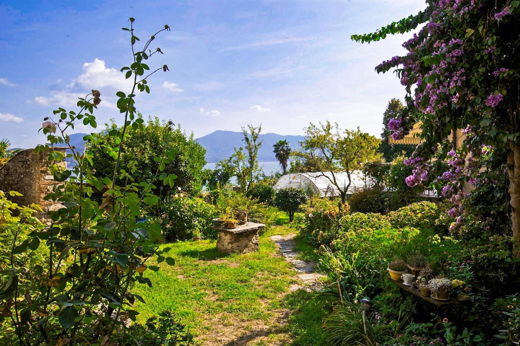 Casa Bougainville Cannobio Exteriör bild